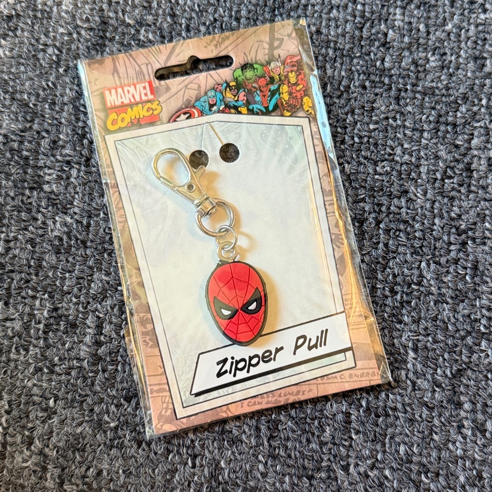 Marvel Comics Red and Black Spider-Man Keychain Zipper Pull